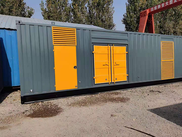 曲松300kw 柴油发电机组用多大的空气开关？